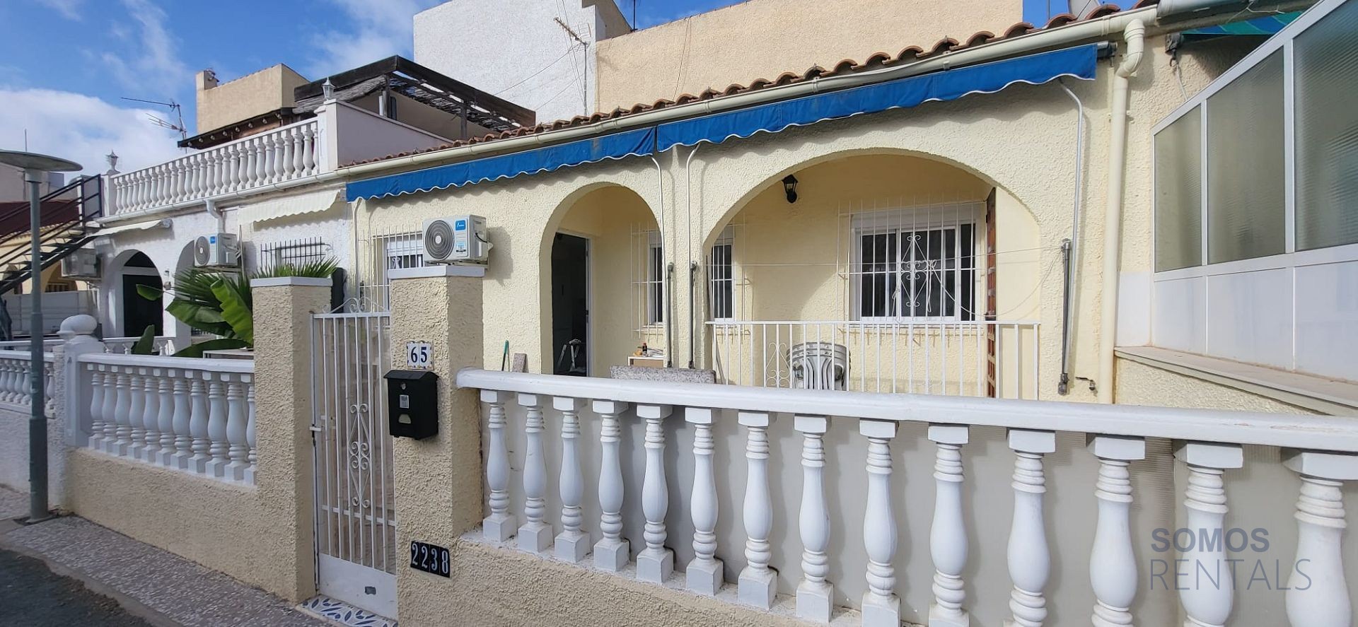 Casa Elche - Urb La Marina photograph 1