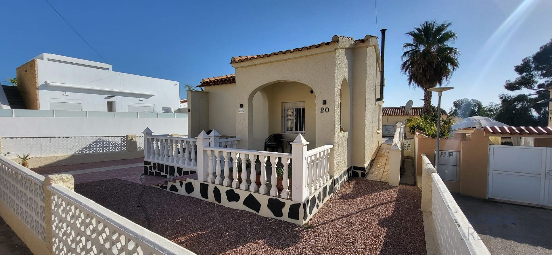 Villa Belgrado, Urb La Marina — photographie 30