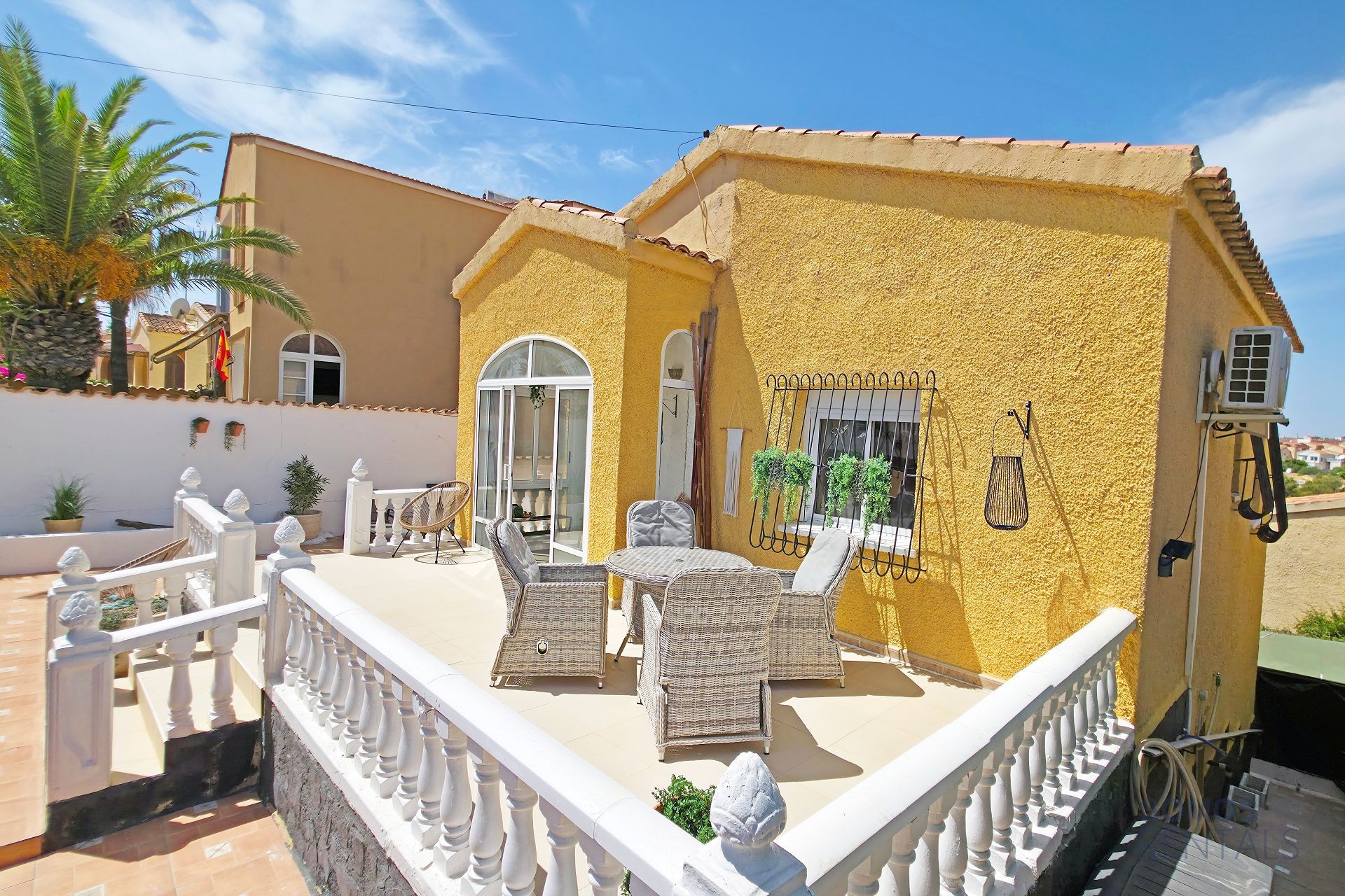 Villa Alicante, Urb La Marina — fotografía 5